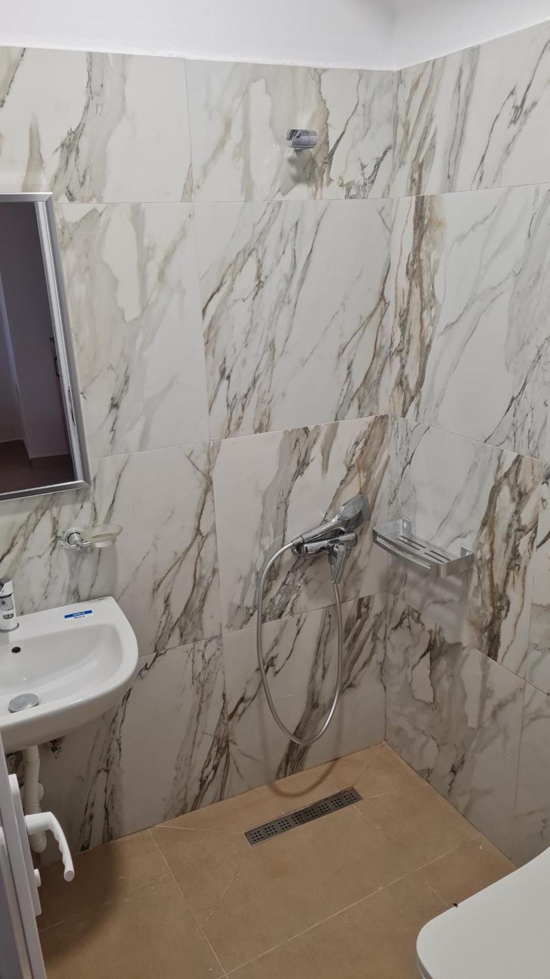 Sol Apartments Gjiri Lalzit Durrës 외부 사진
