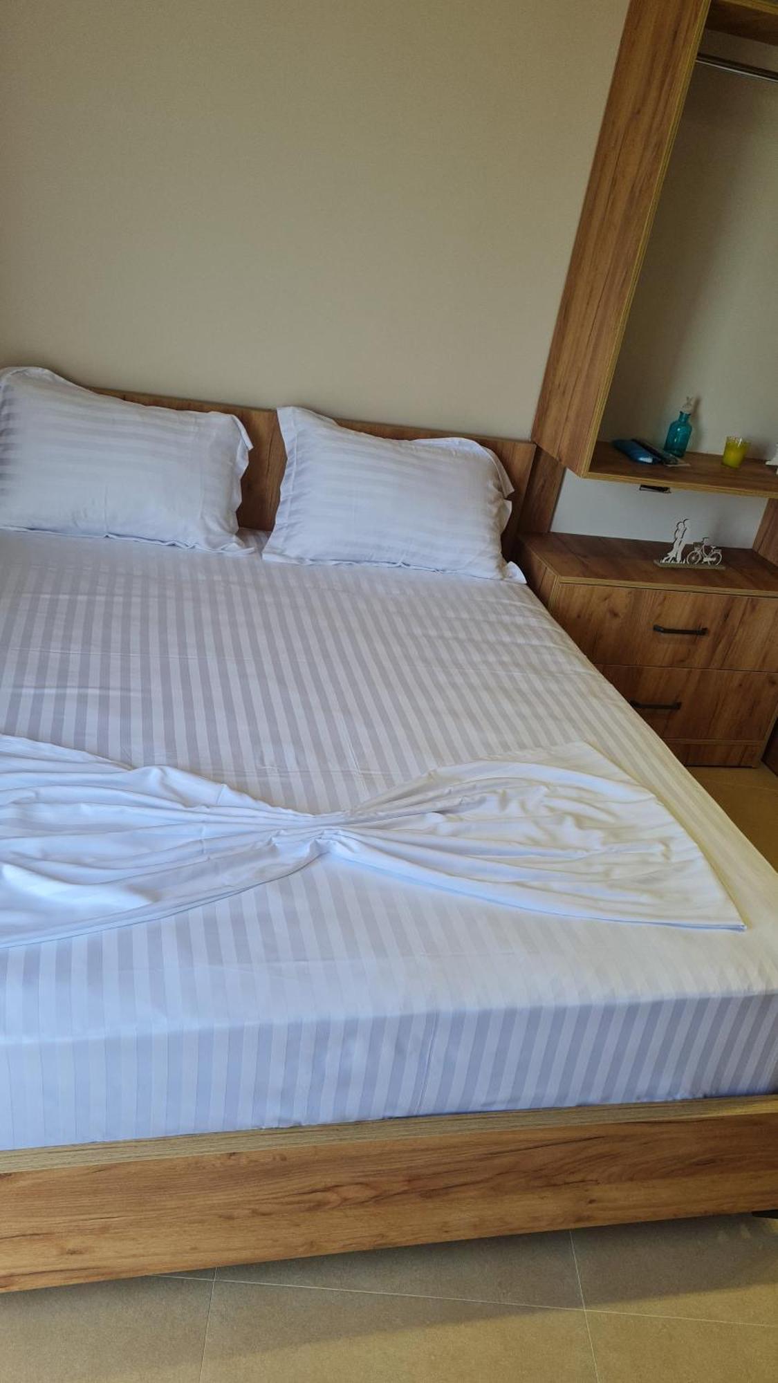 Sol Apartments Gjiri Lalzit Durrës 외부 사진