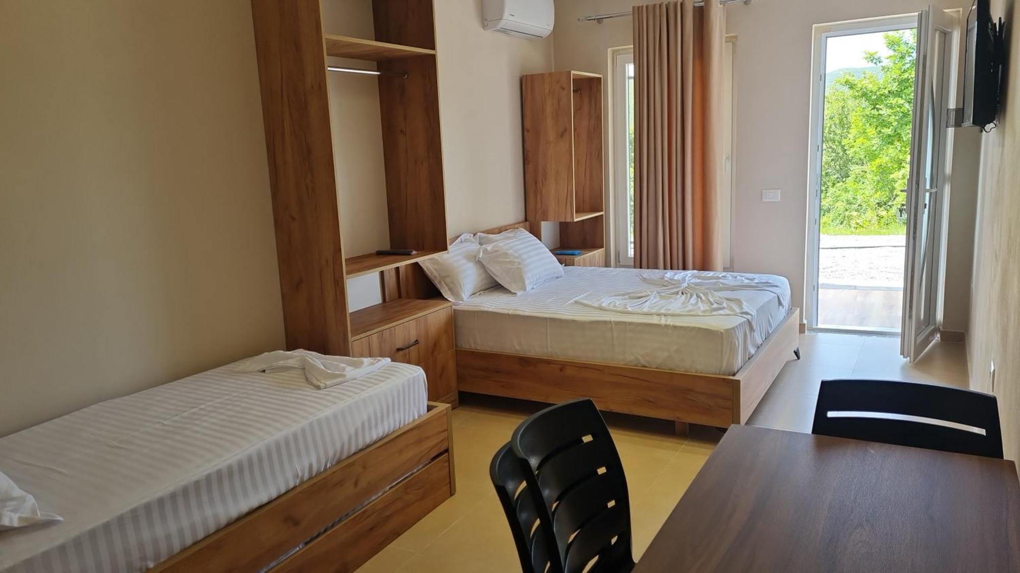 Sol Apartments Gjiri Lalzit Durrës 외부 사진