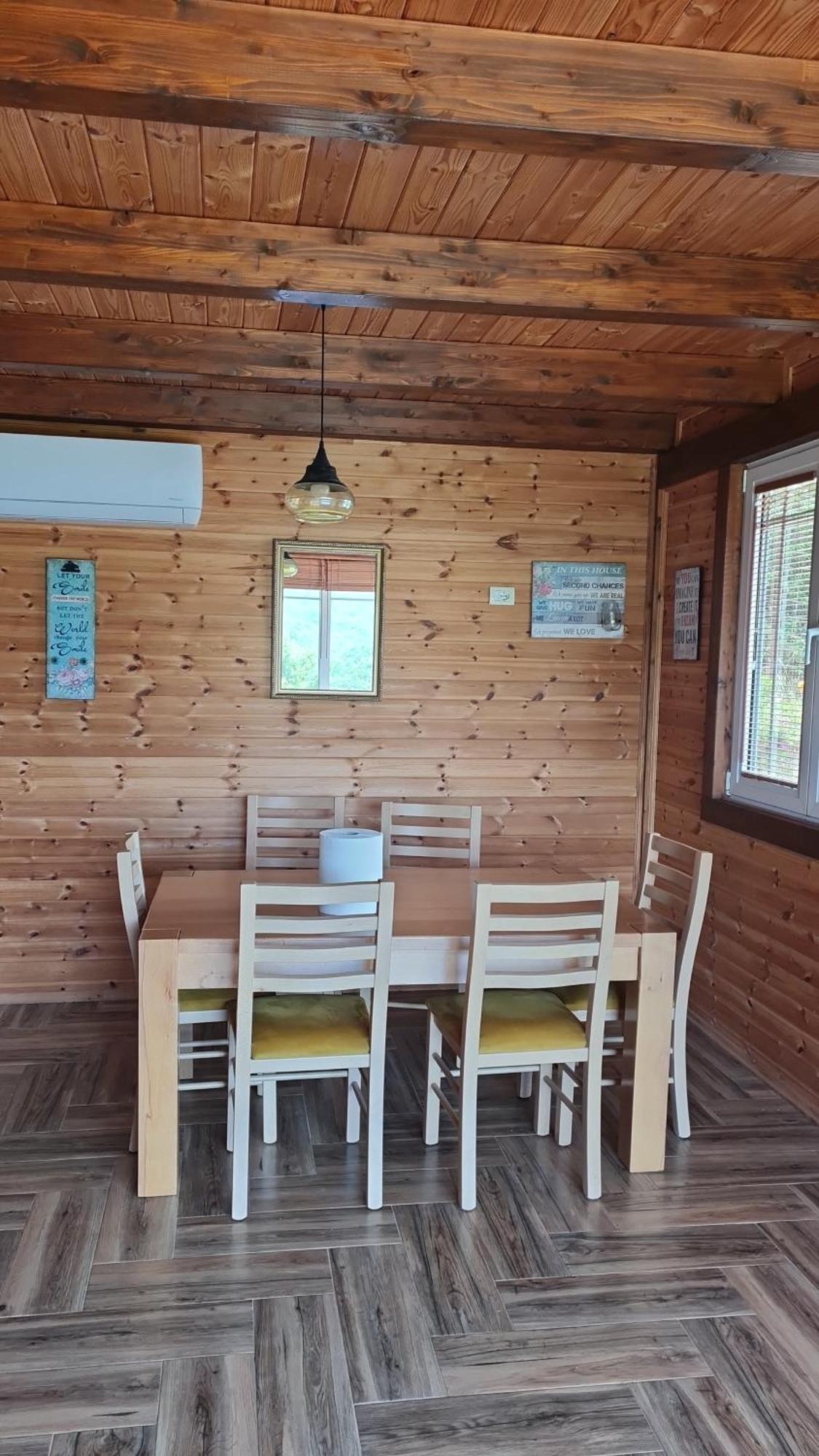 Sol Apartments Gjiri Lalzit Durrës 객실 사진