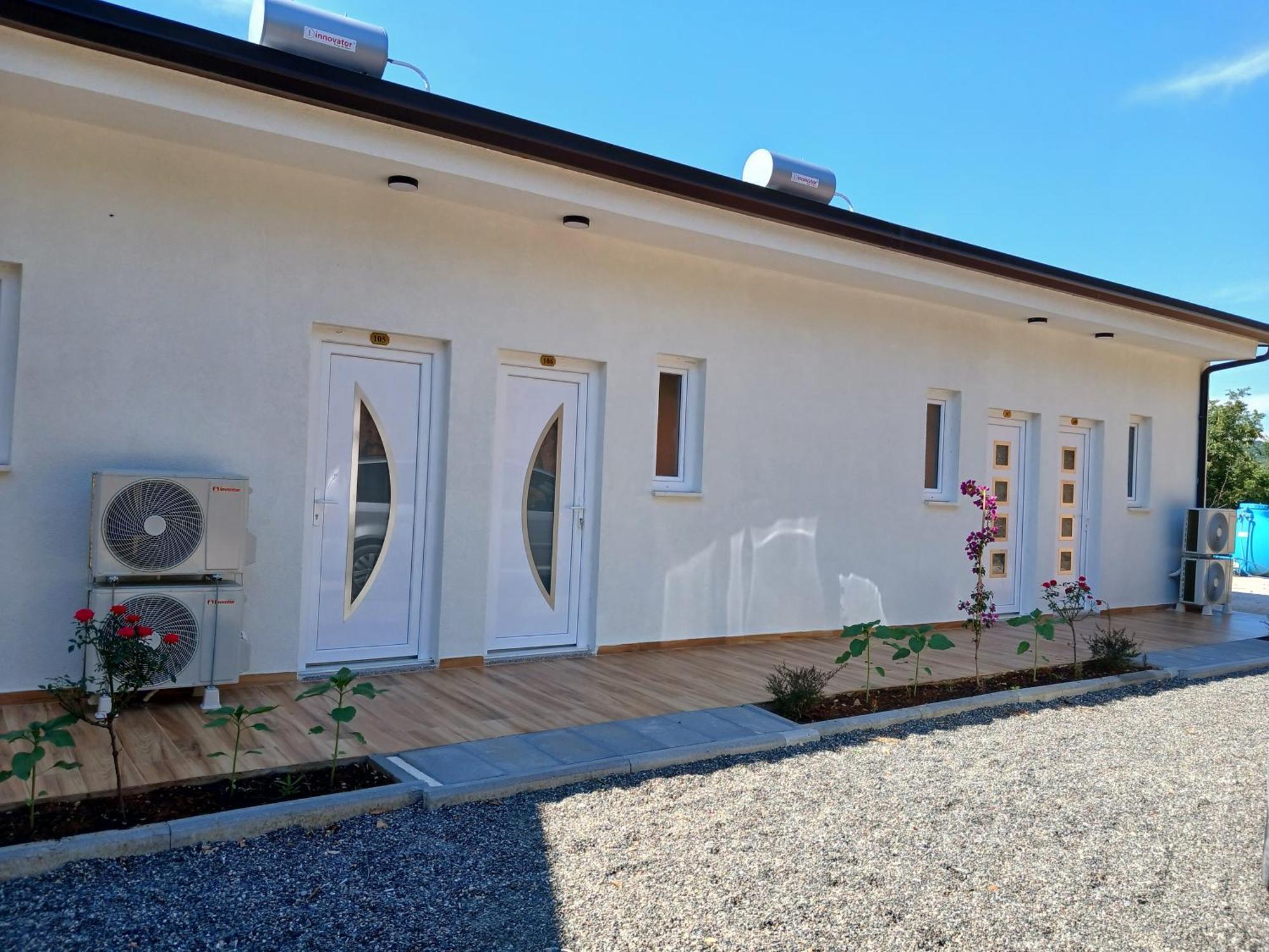 Sol Apartments Gjiri Lalzit Durrës 외부 사진